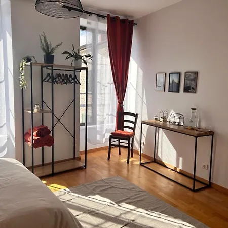 Le Relais De *